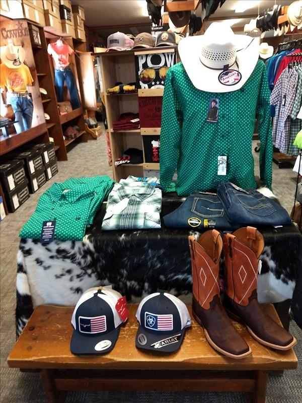 Silver Spur Saddle Shop Cowboy Boots & Hats Waterloo, IA